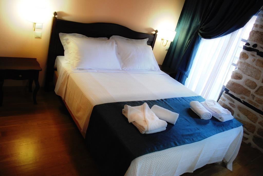 Chorostasi Mansion Hotel อาร์ไนยา ภายนอก รูปภาพ
